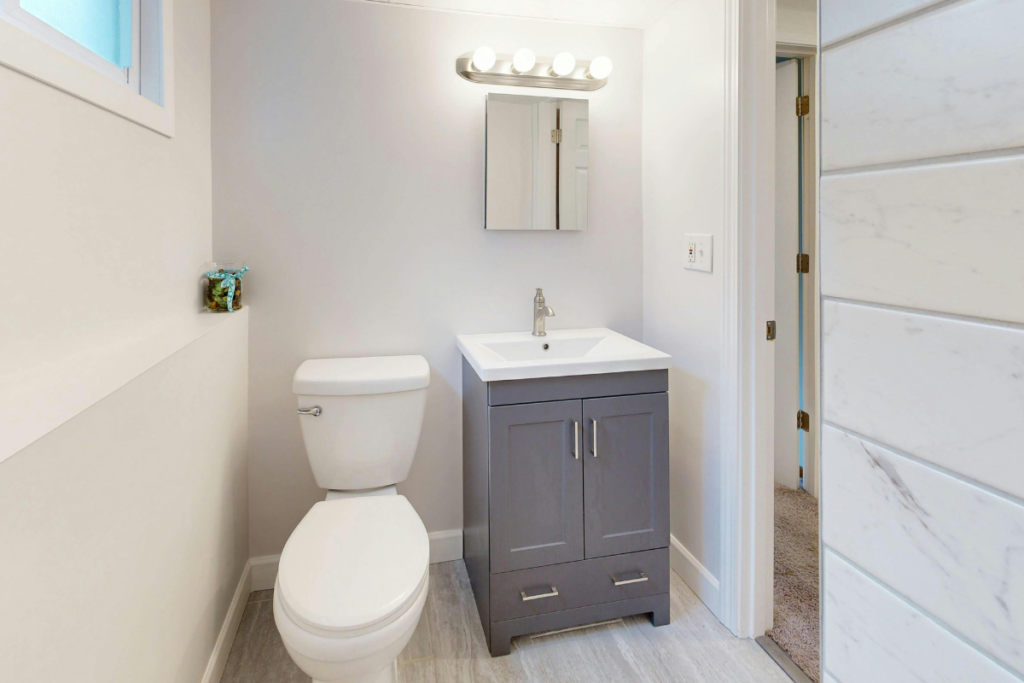 Panther Plumbing can help you solve or diagnose your toilet issues.